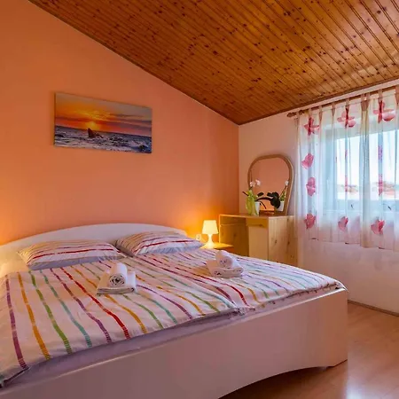 In Kujici - Istrien 8292 Hreljići